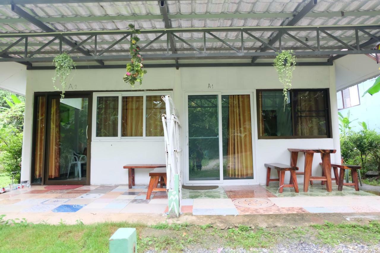 Tararin Hindad Hot Spring Resort Thong Pha Phum Exterior foto